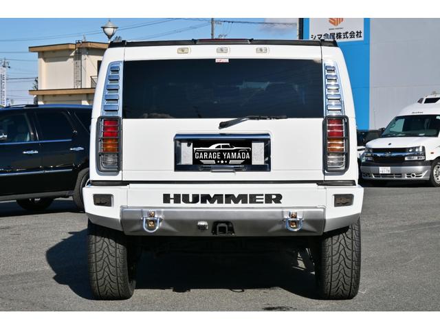 ハマーＨ２ ラグジュアリーパッケージ　２００５ｙモデル　サンルーフ　黒本革シート　シートヒーター＆パワーシート　ＬＵＸＸＸクローム２６インチホイール新品　３１５／４０Ｒ２６タイヤ新品　パナソニックフローティングナビ　フルセグＴＶ　ＥＴＣ（9枚目）