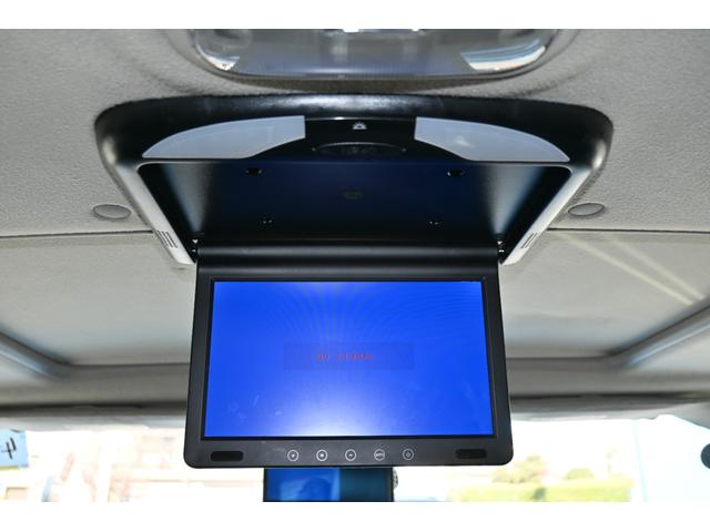 ハマーＨ２ ラグジュアリーパッケージ　２００５ｙモデル　サンルーフ　黒本革シート　シートヒーター＆パワーシート　ＬＵＸＸＸクローム２６インチホイール新品　３１５／４０Ｒ２６タイヤ新品　パナソニックフローティングナビ　フルセグＴＶ　ＥＴＣ（25枚目）