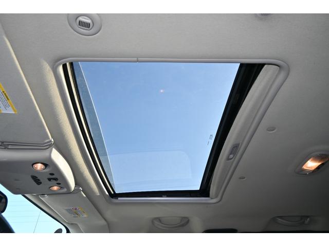 ハマーＨ２ ラグジュアリーパッケージ　２００６ｙモデル　新車並行　実走行証明書付　サンルーフ　黒本革シート　ＭＥＴＨＯＤ２０インチホイール　３５ｘ１２．５０Ｒ２０マッドタイヤ　１ナンバー車検　ＢＯＳＥサウンド　ナビＴＶ　サードシート付（11枚目）