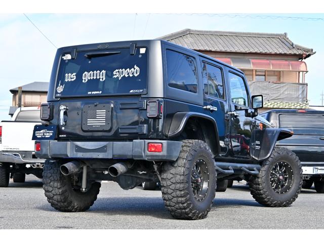 ジープ・ラングラーアンリミテッド ナビエディション　２０１７ｙモデル　社外バンパー　グリル　フラットフェンダー　ｎ－Ｆａｂサイドステップ　フルセグＴＶナビ　バックカメラ　ＥＴＣ　ＢＡＬＬＩＳＴＩＣ２０インチホイール　ヨコハマ　ジオランダーＸ－ＭＴ（6枚目）