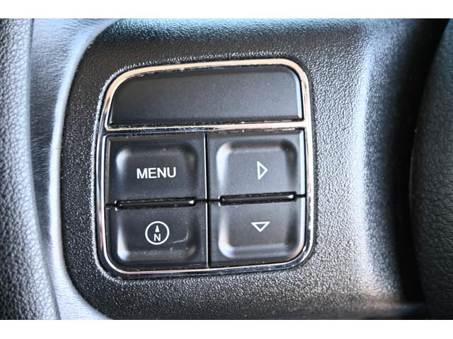 ジープ・ラングラーアンリミテッド ナビエディション　２０１７ｙモデル　社外バンパー　グリル　フラットフェンダー　ｎ－Ｆａｂサイドステップ　フルセグＴＶナビ　バックカメラ　ＥＴＣ　ＢＡＬＬＩＳＴＩＣ２０インチホイール　ヨコハマ　ジオランダーＸ－ＭＴ（24枚目）