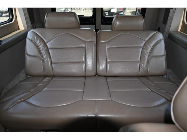 ダッジ・バン 　ミディアム　マジェスティックコンバージョン　２００３ｙ　最終モデル　実走行証明書付　オートチェック＆カーＦＡＸ付　４輪ディスクブレーキ　純正１６インチホイール　セカンドベンチ＆サードベンチシート（13枚目）