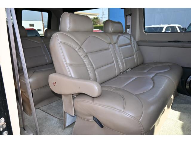 ダッジ・バン 　ミディアム　マジェスティックコンバージョン　２００３ｙ　最終モデル　実走行証明書付　オートチェック＆カーＦＡＸ付　４輪ディスクブレーキ　純正１６インチホイール　セカンドベンチ＆サードベンチシート（15枚目）