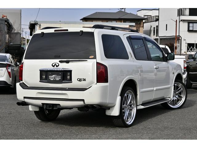 ＱＸ５６ ベースグレード　２０１０ｙ最終モデル　新車並行　実走行証明書　オートチェック＆カーＦＡＸ付　サンルーフ　ベージュ本革シート　フルセグＴＶナビ　Ｂｌｕｅｔｏｏｔｈオーディオ　ＥＴＣ　パワーバックドア　パワーサードシート（6枚目）