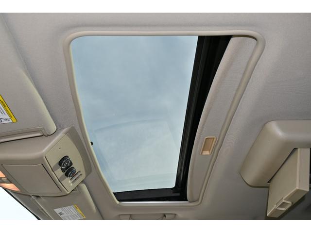 ＱＸ５６ ベースグレード　２０１０ｙ最終モデル　新車並行　実走行証明書　オートチェック＆カーＦＡＸ付　サンルーフ　ベージュ本革シート　フルセグＴＶナビ　Ｂｌｕｅｔｏｏｔｈオーディオ　ＥＴＣ　パワーバックドア　パワーサードシート（10枚目）