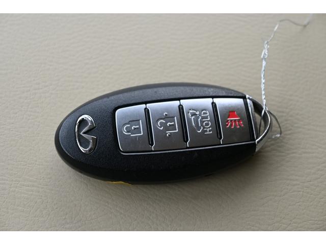 ＱＸ５６ ベースグレード　２０１０ｙ最終モデル　新車並行　実走行証明書　オートチェック＆カーＦＡＸ付　サンルーフ　ベージュ本革シート　フルセグＴＶナビ　Ｂｌｕｅｔｏｏｔｈオーディオ　ＥＴＣ　パワーバックドア　パワーサードシート（36枚目）