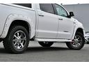 タンドラ クルーマックス リミテッド 4WD サンルーフ グレー本革シート ポケットスタイルオーバーフェンダー リフトアップ STORMクローム20インチホイール ハードトノカバー フローティングナビ フルセグTV バックカメラ ETC(8枚目)