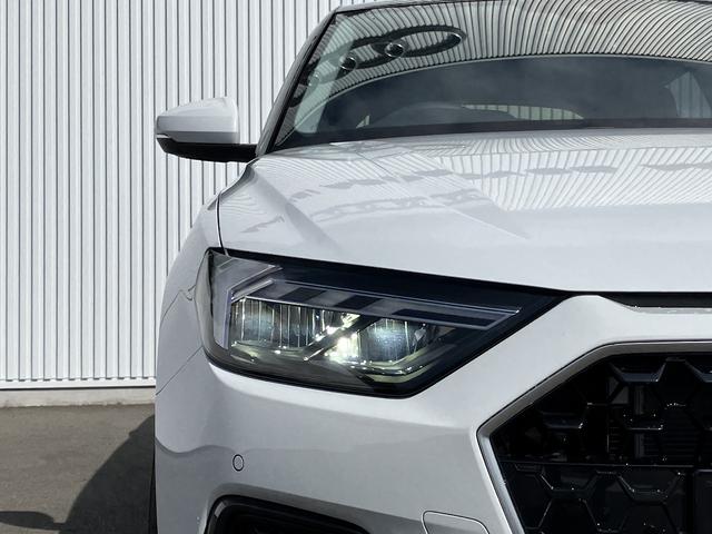 Ａ１スポーツバック ２５ＴＦＳＩ　アドバンスド　元デモカー／アダプティブクルーズ／リヤビューカメラ／サイドアシスト／ハイビームアシスト／アドバンスキー／バーチャルコックピット／コントラストルーフ／スマートフォンインターフェイス／禁煙車（10枚目）