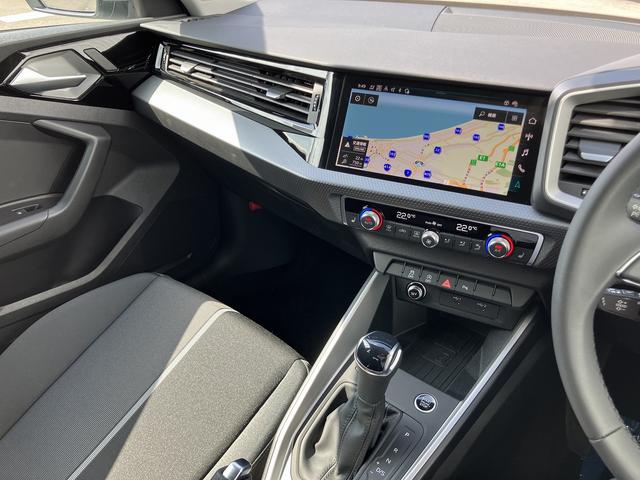 Ａ１スポーツバック ２５ＴＦＳＩ　アドバンスド　元デモカー／アダプティブクルーズ／リヤビューカメラ／サイドアシスト／ハイビームアシスト／アドバンスキー／バーチャルコックピット／コントラストルーフ／スマートフォンインターフェイス／禁煙車（26枚目）