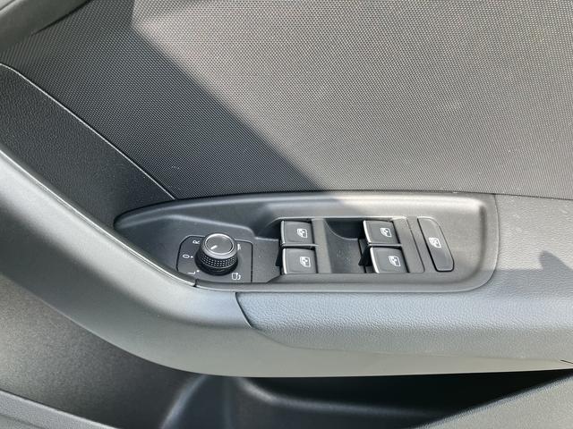 Ａ１スポーツバック ２５ＴＦＳＩ　アドバンスド　元デモカー／アダプティブクルーズ／リヤビューカメラ／サイドアシスト／ハイビームアシスト／アドバンスキー／バーチャルコックピット／コントラストルーフ／スマートフォンインターフェイス／禁煙車（39枚目）