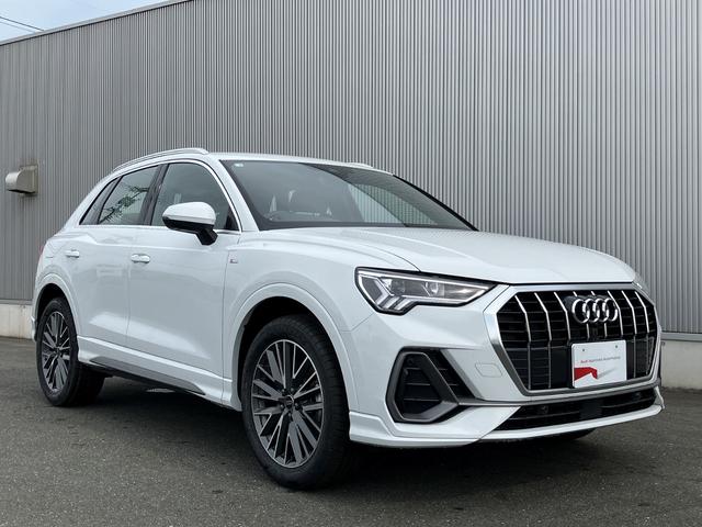 Q3 35TFSI Sライン 元デモカー/オートマチックテールゲート/アダプティブクルーズ/レーンアシスト/リヤトラフィックアシスト/パーシャルレザー/サラウンドビューカメラスポーツサスペンション/バーチャルコックピット/禁煙車(4枚目)