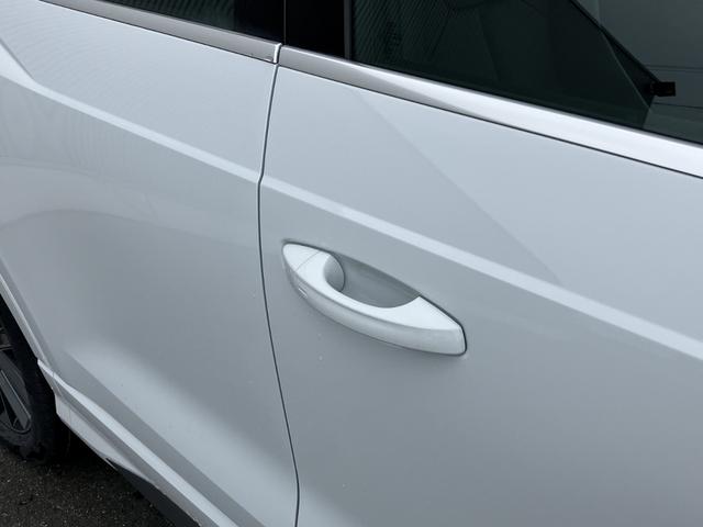 Q3 35TFSI Sライン 元デモカー/オートマチックテールゲート/アダプティブクルーズ/レーンアシスト/リヤトラフィックアシスト/パーシャルレザー/サラウンドビューカメラスポーツサスペンション/バーチャルコックピット/禁煙車(16枚目)