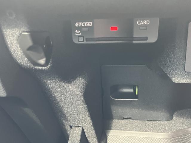 Q3 35TFSI Sライン 元デモカー/オートマチックテールゲート/アダプティブクルーズ/レーンアシスト/リヤトラフィックアシスト/パーシャルレザー/サラウンドビューカメラスポーツサスペンション/バーチャルコックピット/禁煙車(45枚目)