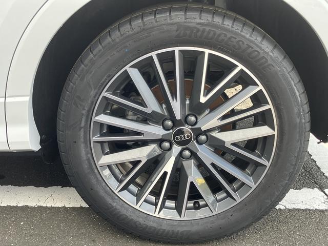 Q3 35TFSI Sライン 元デモカー/オートマチックテールゲート/アダプティブクルーズ/レーンアシスト/リヤトラフィックアシスト/パーシャルレザー/サラウンドビューカメラスポーツサスペンション/バーチャルコックピット/禁煙車(74枚目)