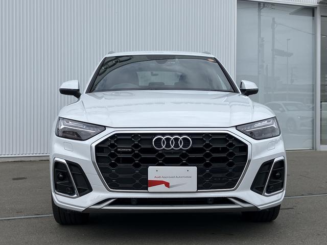 Q5 40TDIクワトロ Sライン ワンオーナー/TVチューナー/プライバシーガラス/アコースティツクガラス(フロント)/オートマチックテールゲート/サラウンドビューカメラ/アダプティブクルーズ/レーンアシスト/サイドアシスト/禁煙車(2枚目)