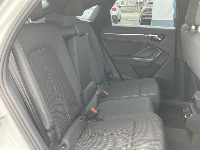 Q3スポーツバック 35TFSI Sライン ワンオーナー/アダプティブクルーズ/サラウンドビューカメラ/レーンアシスト/リヤトラフィックアシスト/バーチャルコックピット/オートマチックテールゲート/アルミホイール20Vスポーク19インチ/禁煙車(56枚目)