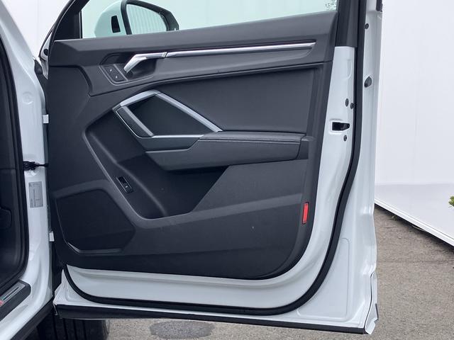 Q3スポーツバック 35TFSI Sライン ワンオーナー/アダプティブクルーズ/サラウンドビューカメラ/レーンアシスト/リヤトラフィックアシスト/バーチャルコックピット/オートマチックテールゲート/アルミホイール20Vスポーク19インチ/禁煙車(59枚目)