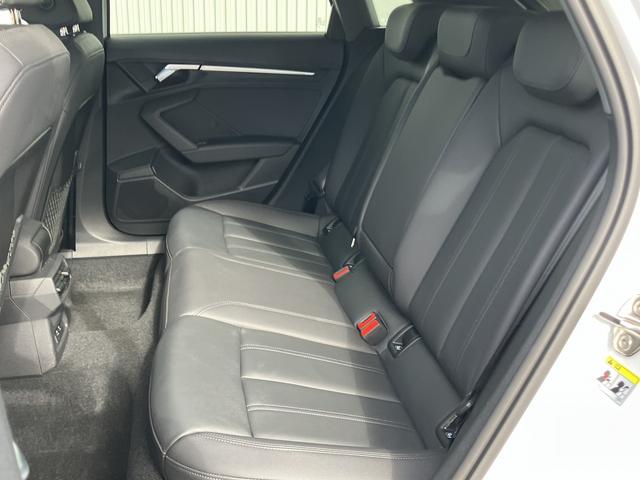 Ａ３ スポーツバック３０ＴＦＳＩアドバンスド　ワンオーナー／禁煙車／ＴＶチューナー／リヤビューカメラ／レーンアシスト／パーシャルレザー／フロントシート電動調節機能／マルチカラアンビエントライト／スマートフォンインターフェイス／マイルドハイブリッド（57枚目）