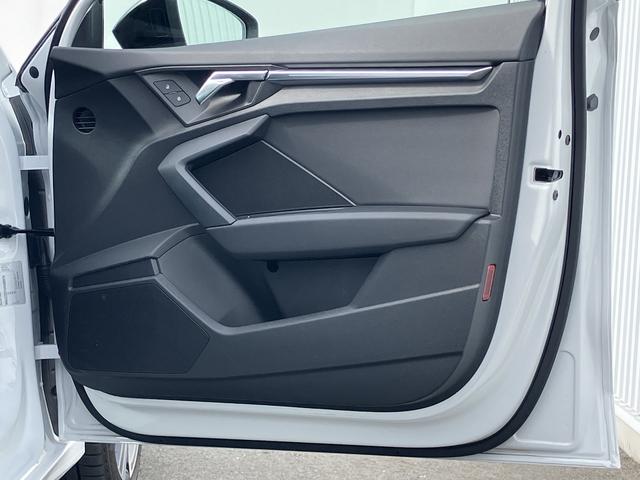 Ａ３ スポーツバック３０ＴＦＳＩアドバンスド　ワンオーナー／禁煙車／ＴＶチューナー／リヤビューカメラ／レーンアシスト／パーシャルレザー／フロントシート電動調節機能／マルチカラアンビエントライト／スマートフォンインターフェイス／マイルドハイブリッド（58枚目）