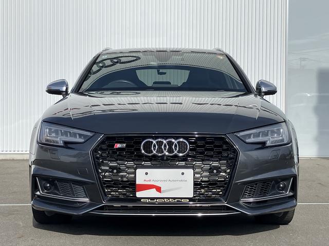 Ｓ４アバント ベースグレード　ワンオーナー／禁煙車／ＴＶチューナー／カラードブレーキキャリパーレッド／サラウンドビューカメラ／レーンアシスト／ファインナッパレザー／プライバシーガラス／Ｂａｎｇ＆Ｏｌｕｆｓｅｎサウンドシステム（3枚目）