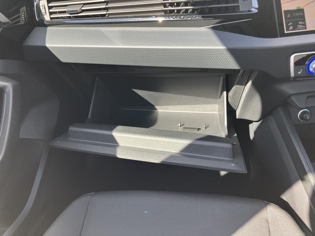 今お乗りのお車入れ替えの際に弊社では独自出張査定サービスを行っております。メーカー問わず承りますのでご質問、ご不明な事はお問い合わせください。