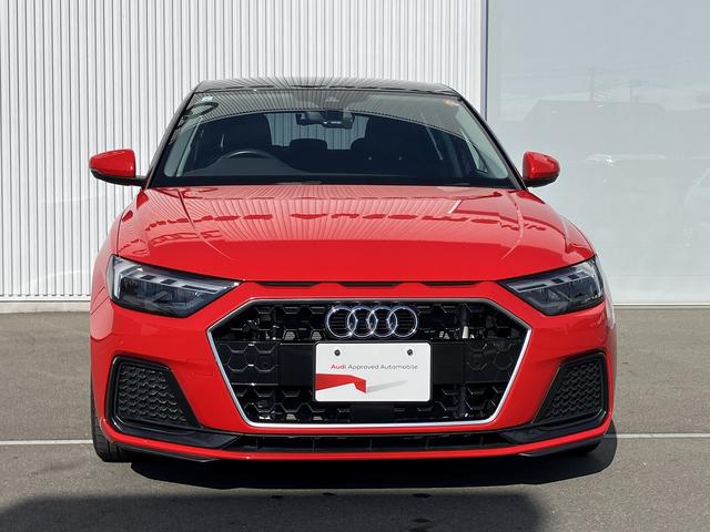 Ａ１スポーツバック ２５ＴＦＳＩ　アドバンスド　禁煙車／アドバンスドキー／リヤビューカメラ／パークアシスト／シートヒーター（フロント）／アダプティブクルーズ／リヤビューカメラ／ＭＭＩナビゲーションシステム／ＬＥＤヘッドライト／コントラストルーフ（3枚目）