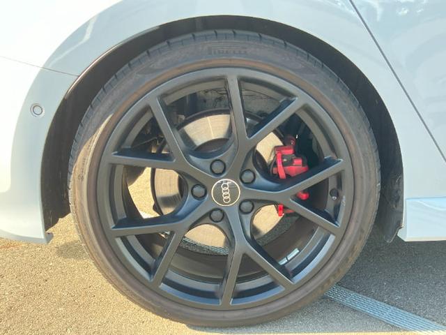 新幹線や電車でお越しの際は遠慮なくお申しつけ下さい。弊社最寄の沼津駅、三島駅までお迎えにあがります。（沼津駅は車で１０分程度です。新幹線の場合、三島駅は１５分程度です。）