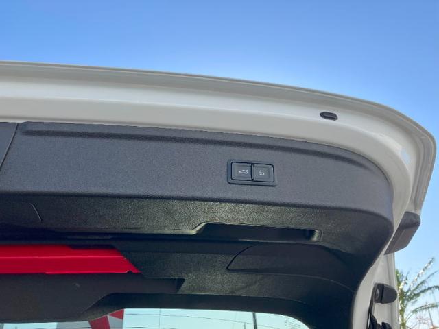 正規ディーラーＡｕｄｉ沼津の認定中古車をご覧頂き誠に有難うございます。豊富な在庫の中からお客様に合った１台を厳選し弊社スタッフがご案内いたします。