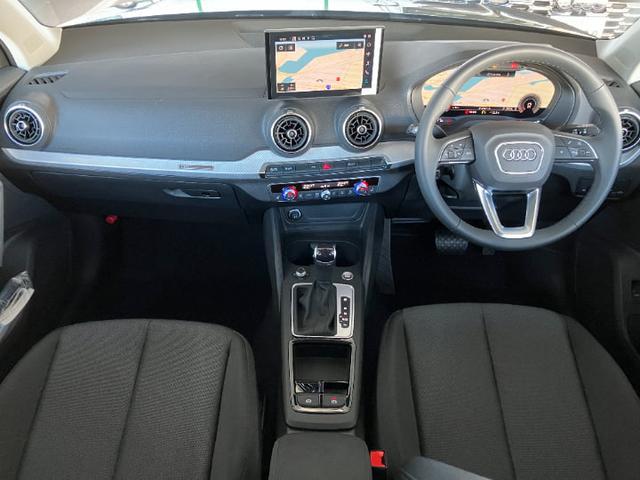 Q2 35TFSIアドバンスド(6枚目)