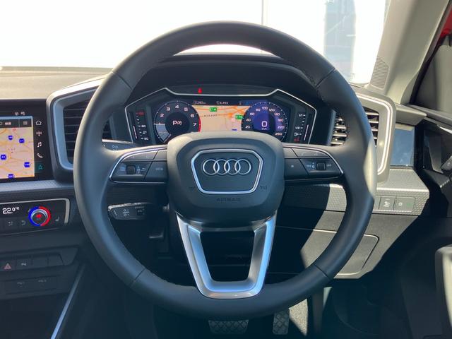 Ａ１スポーツバック ２５ＴＦＳＩ　アドバンスド　コンビニエンス＆アシスタンスパッケージナビゲーションパッケージスマートフォンインターフェイス　コントラストルーフワイヤレスチャージングＡｕｄｉ　ｃｏｎｎｅｃｔ　アダプティブクルーズコントロール（40枚目）