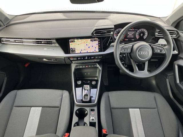 Ａ３ スポーツバック３０ＴＦＳＩアドバンスド　コンビニエンス＆アシスタンスパッケージライト　ナビゲーションパッケージ　３ゾーンオートマチックエアコンディショナー：ＭＭＩナビゲーションシステム　アシスタンスパッケージ（7枚目）