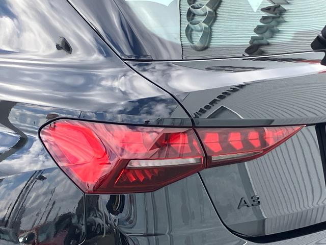 Ａ３ スポーツバック３０ＴＦＳＩアドバンスド　コンビニエンス＆アシスタンスパッケージライト　ナビゲーションパッケージ　３ゾーンオートマチックエアコンディショナー：ＭＭＩナビゲーションシステム　アシスタンスパッケージ（22枚目）