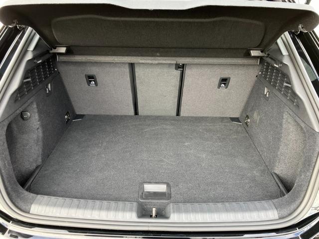 Ａ３ スポーツバック３０ＴＦＳＩアドバンスド　コンビニエンス＆アシスタンスパッケージライト　ナビゲーションパッケージ　３ゾーンオートマチックエアコンディショナー：ＭＭＩナビゲーションシステム　アシスタンスパッケージ（45枚目）