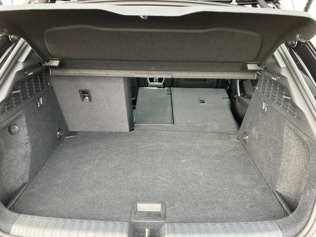 Ａ３ スポーツバック３０ＴＦＳＩアドバンスド　コンビニエンス＆アシスタンスパッケージライト　ナビゲーションパッケージ　３ゾーンオートマチックエアコンディショナー：ＭＭＩナビゲーションシステム　アシスタンスパッケージ（50枚目）