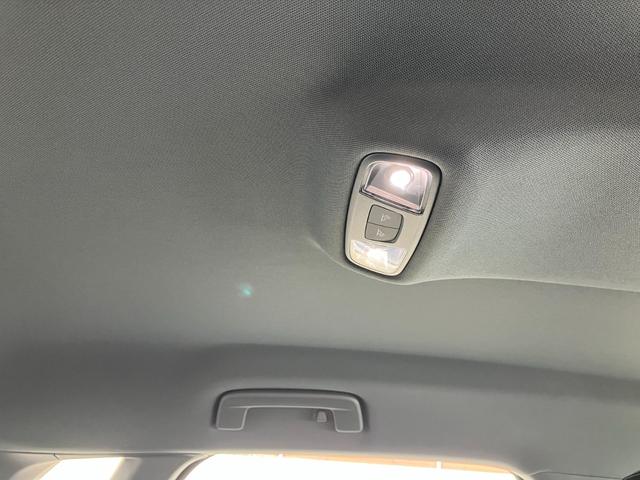 Ａ３ スポーツバック３０ＴＦＳＩアドバンスド　コンビニエンス＆アシスタンスパッケージライト　ナビゲーションパッケージ　３ゾーンオートマチックエアコンディショナー：ＭＭＩナビゲーションシステム　アシスタンスパッケージ（62枚目）