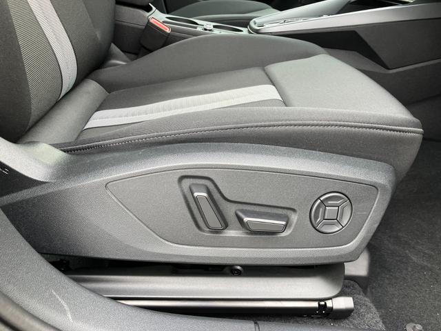 Ａ３ スポーツバック３０ＴＦＳＩアドバンスド　コンビニエンス＆アシスタンスパッケージライト　ナビゲーションパッケージ　３ゾーンオートマチックエアコンディショナー：ＭＭＩナビゲーションシステム　アシスタンスパッケージ（64枚目）