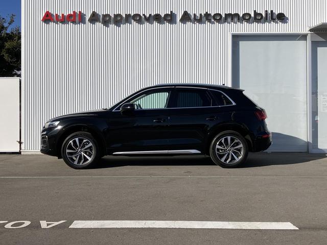 ����ɗ�����邱�ƂȂ��A���̎�����F�򂹂邱�Ƃ̂Ȃ����X�����������A�����N�����o�Ă����������͓I�ł��葱����B���́u�^�C�����X�Ȕ������v���`�������̃f�U�C���N�w�ł��B