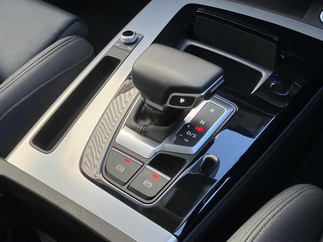 �C���e���A�̓u���b�N����Ƃ��������ɂȂ��Ă���܂��B�O���̗��Ȃ��h�C�c�Ԃ炵�������ł��B