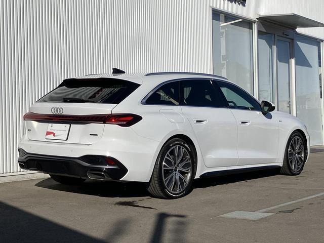 Ａ５アバント ＴＦＳＩクワトロ　１５０ｋＷ　Ｓ　ｌｉｎｅパッケージライティングパッケージ　Ｓスポーツサスペンションデコラティブパネル　マットブラッシュトアルミニウム　リニアエンボス　アンスラサイトパーシャルレザーインテリア　Ｓ　ブラック（6枚目）