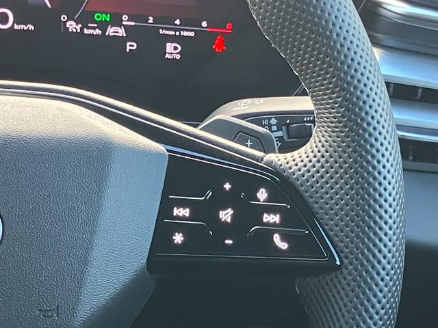 Ａ５アバント ＴＦＳＩクワトロ　１５０ｋＷ　Ｓ　ｌｉｎｅパッケージライティングパッケージ　Ｓスポーツサスペンションデコラティブパネル　マットブラッシュトアルミニウム　リニアエンボス　アンスラサイトパーシャルレザーインテリア　Ｓ　ブラック（52枚目）