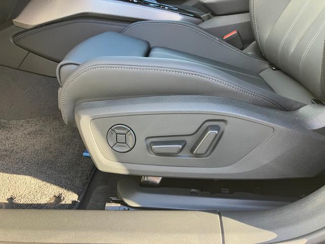 Ａ５アバント ＴＦＳＩクワトロ　１５０ｋＷ　Ｓ　ｌｉｎｅパッケージライティングパッケージ　Ｓスポーツサスペンションデコラティブパネル　マットブラッシュトアルミニウム　リニアエンボス　アンスラサイトパーシャルレザーインテリア　Ｓ　ブラック（66枚目）