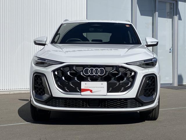 Ｑ５ ＴＤＩクワトロ　１５０ｋＷ　アドバンスド　Ｓ　ｌｉｎｅ　インテリアプラスパッケージ　ライティングパッケージ　レザー／アーティフィシャルレザー　Ｓ　ブラック（2枚目）