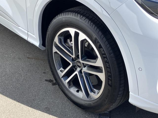 Ｑ５ ＴＤＩクワトロ　１５０ｋＷ　アドバンスド　Ｓ　ｌｉｎｅ　インテリアプラスパッケージ　ライティングパッケージ　レザー／アーティフィシャルレザー　Ｓ　ブラック（9枚目）