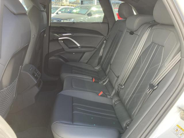 Ｑ５ ＴＤＩクワトロ　１５０ｋＷ　アドバンスド　Ｓ　ｌｉｎｅ　インテリアプラスパッケージ　ライティングパッケージ　レザー／アーティフィシャルレザー　Ｓ　ブラック（14枚目）