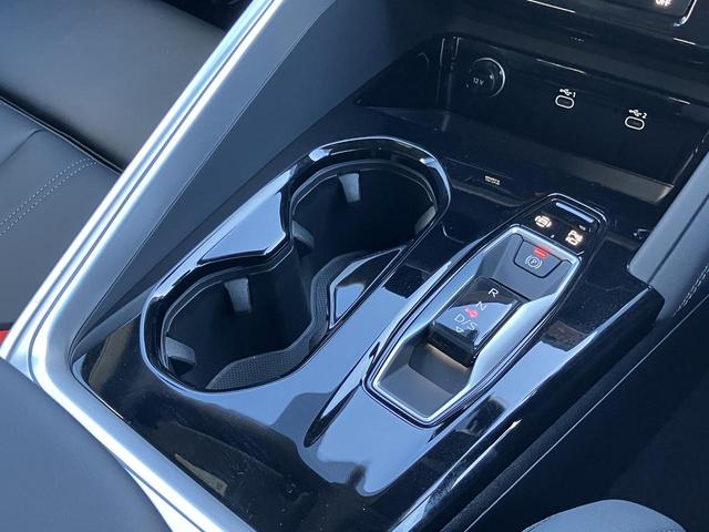 Ｑ５ ＴＤＩクワトロ　１５０ｋＷ　アドバンスド　Ｓ　ｌｉｎｅ　インテリアプラスパッケージ　ライティングパッケージ　レザー／アーティフィシャルレザー　Ｓ　ブラック（19枚目）