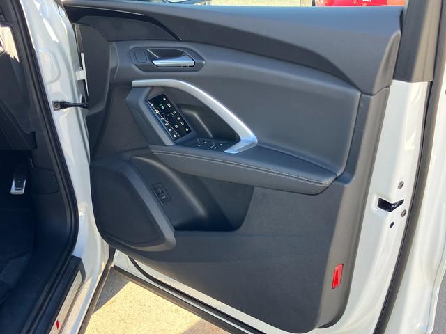 Ｑ５ ＴＤＩクワトロ　１５０ｋＷ　アドバンスド　Ｓ　ｌｉｎｅ　インテリアプラスパッケージ　ライティングパッケージ　レザー／アーティフィシャルレザー　Ｓ　ブラック（68枚目）