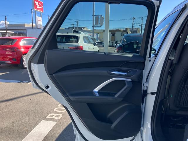 Ｑ５ ＴＤＩクワトロ　１５０ｋＷ　アドバンスド　Ｓ　ｌｉｎｅ　インテリアプラスパッケージ　ライティングパッケージ　レザー／アーティフィシャルレザー　Ｓ　ブラック（72枚目）