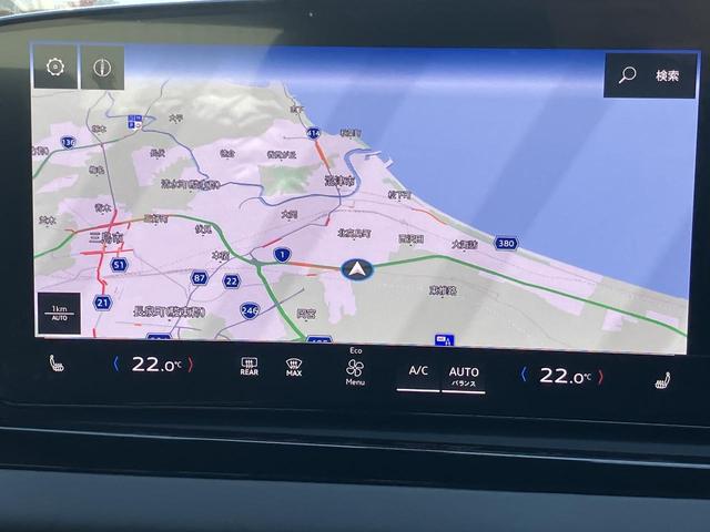 Ａ５アバント ＴＦＳＩ　１１０ｋＷ　ａｄｖａｎｃｅｄ　パッケージ　ＭＭＩ　パッセンジャーディスプレイ　　デコラティブパネル　チェスナット　ナチュラルグレー　パーシャルレザーインテリア　ブラック　ａｄｖａｎｃｅｄエクステリア（15枚目）