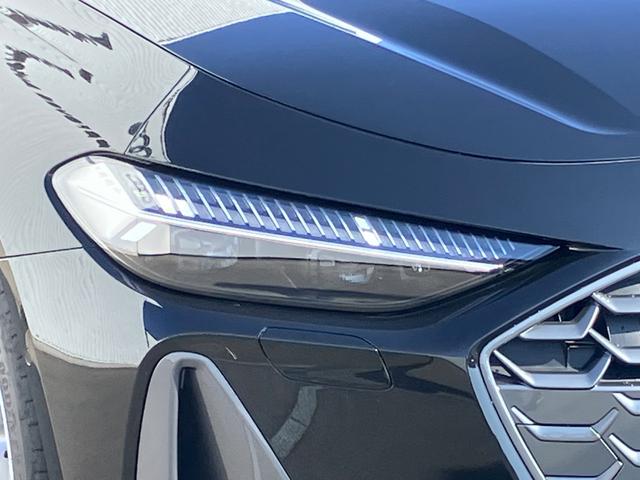 Ａ５アバント ＴＦＳＩ　１１０ｋＷ　ａｄｖａｎｃｅｄ　パッケージ　ＭＭＩ　パッセンジャーディスプレイ　　デコラティブパネル　チェスナット　ナチュラルグレー　パーシャルレザーインテリア　ブラック　ａｄｖａｎｃｅｄエクステリア（21枚目）