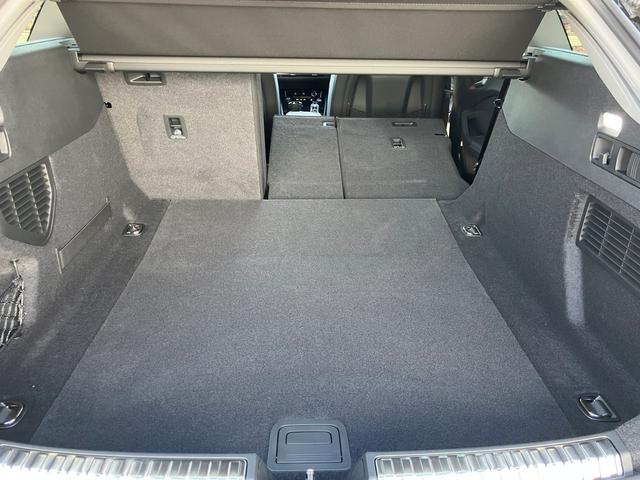 Ａ５アバント ＴＦＳＩ　１１０ｋＷ　ａｄｖａｎｃｅｄ　パッケージ　ＭＭＩ　パッセンジャーディスプレイ　　デコラティブパネル　チェスナット　ナチュラルグレー　パーシャルレザーインテリア　ブラック　ａｄｖａｎｃｅｄエクステリア（58枚目）